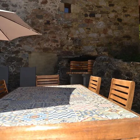 Corradas Hétvégi ház